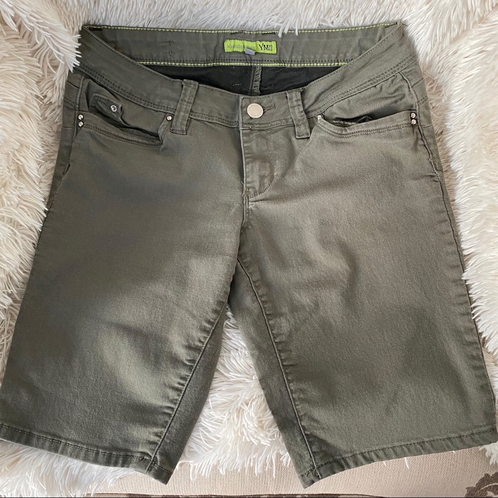 YMI WannaBettaButt? Green Jean Shorts Size 7
